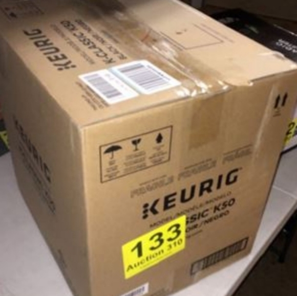 Keurig K-Classic Coffee Maker - Picture 3 of 4